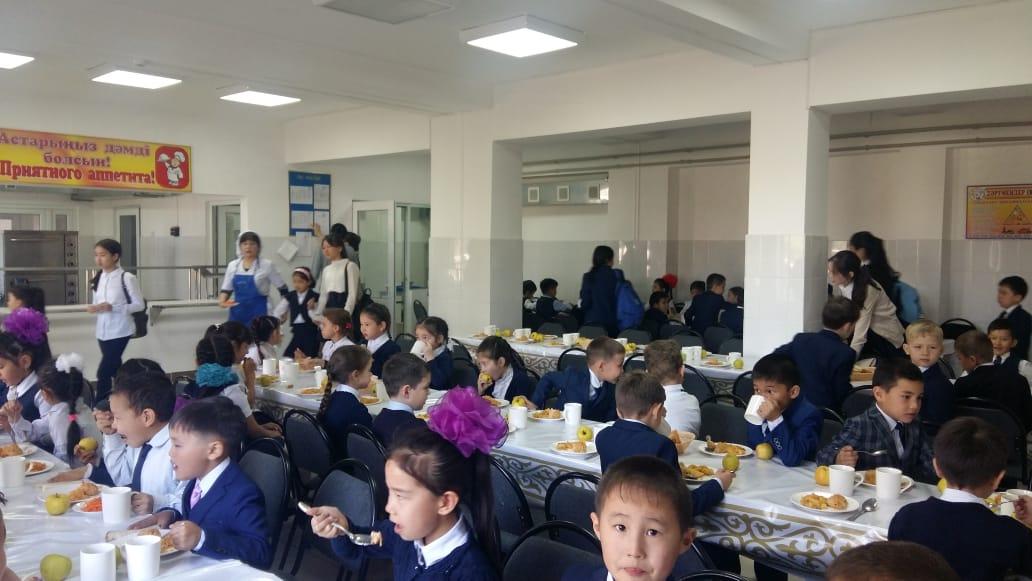 Сəуірдің 4 күні асханада "Ашық есік күні" өтті