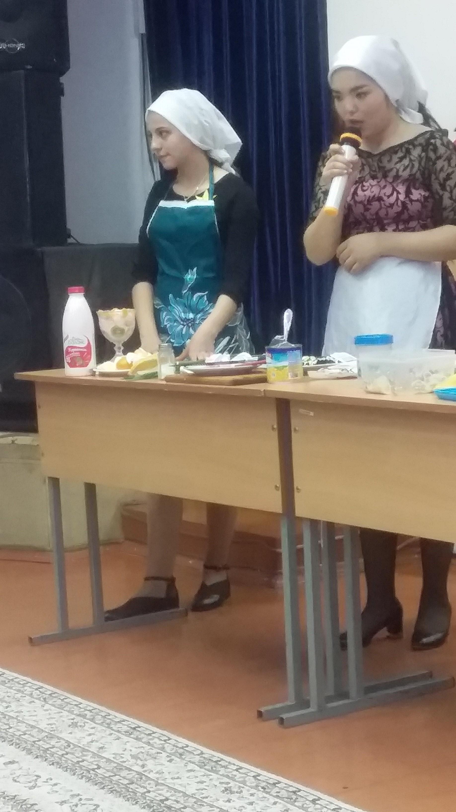 Конкурс "А ну-ка, девочки"