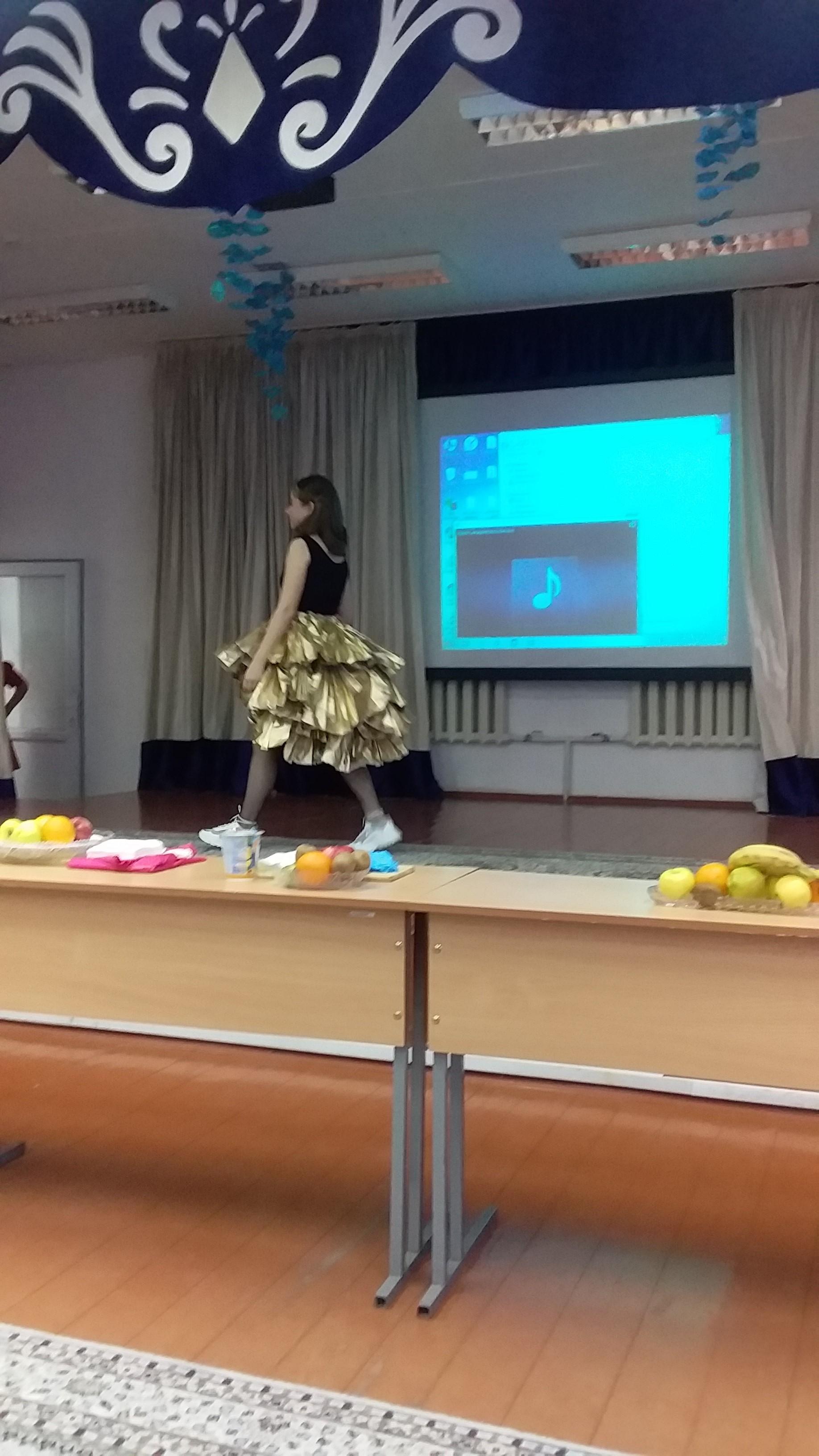 Конкурс "А ну-ка, девочки"