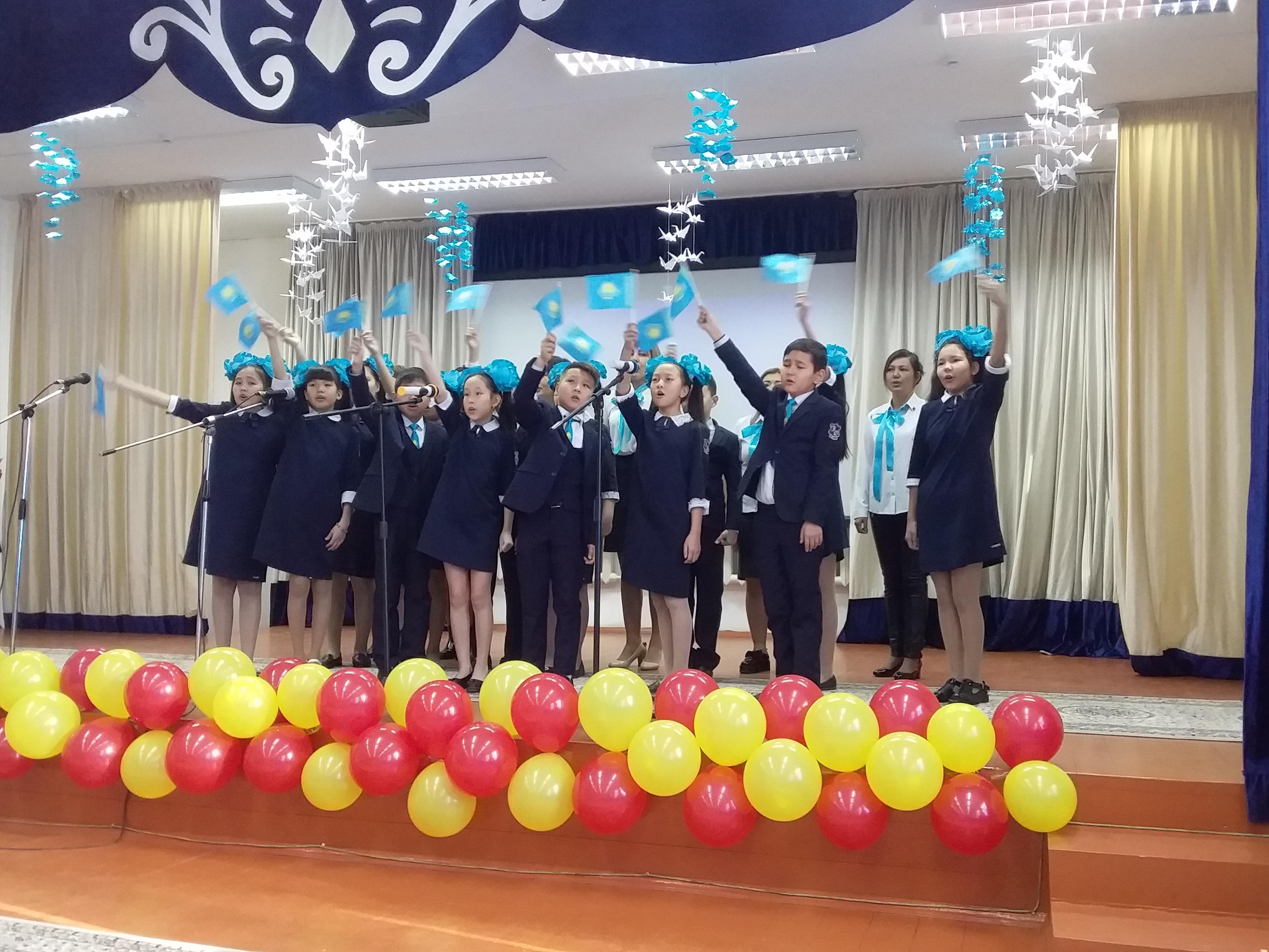 Конкурс патриотической песни среди учащихся 5-7 классов