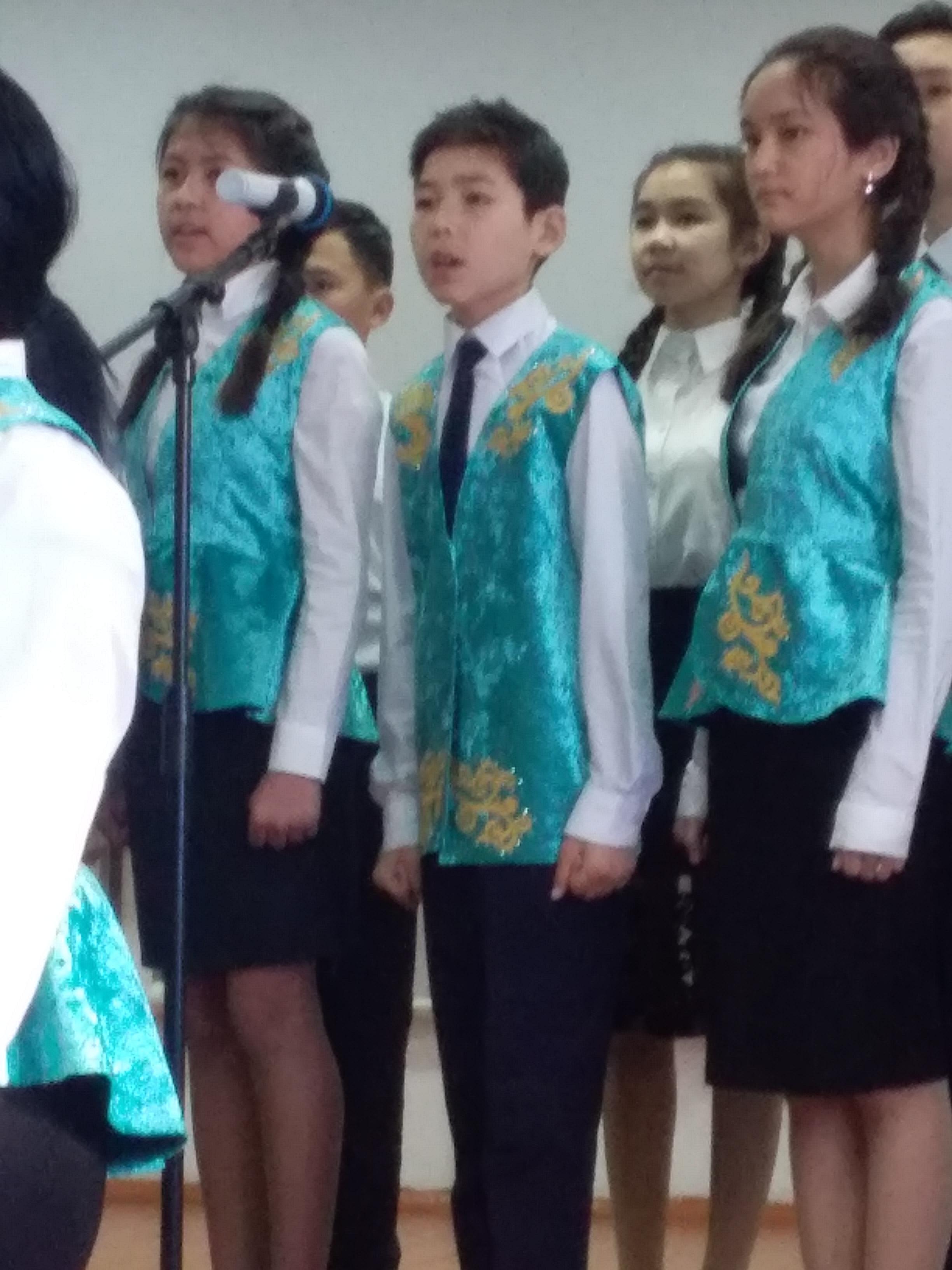 Конкурс патриотической песни среди учащихся 5-7 классов