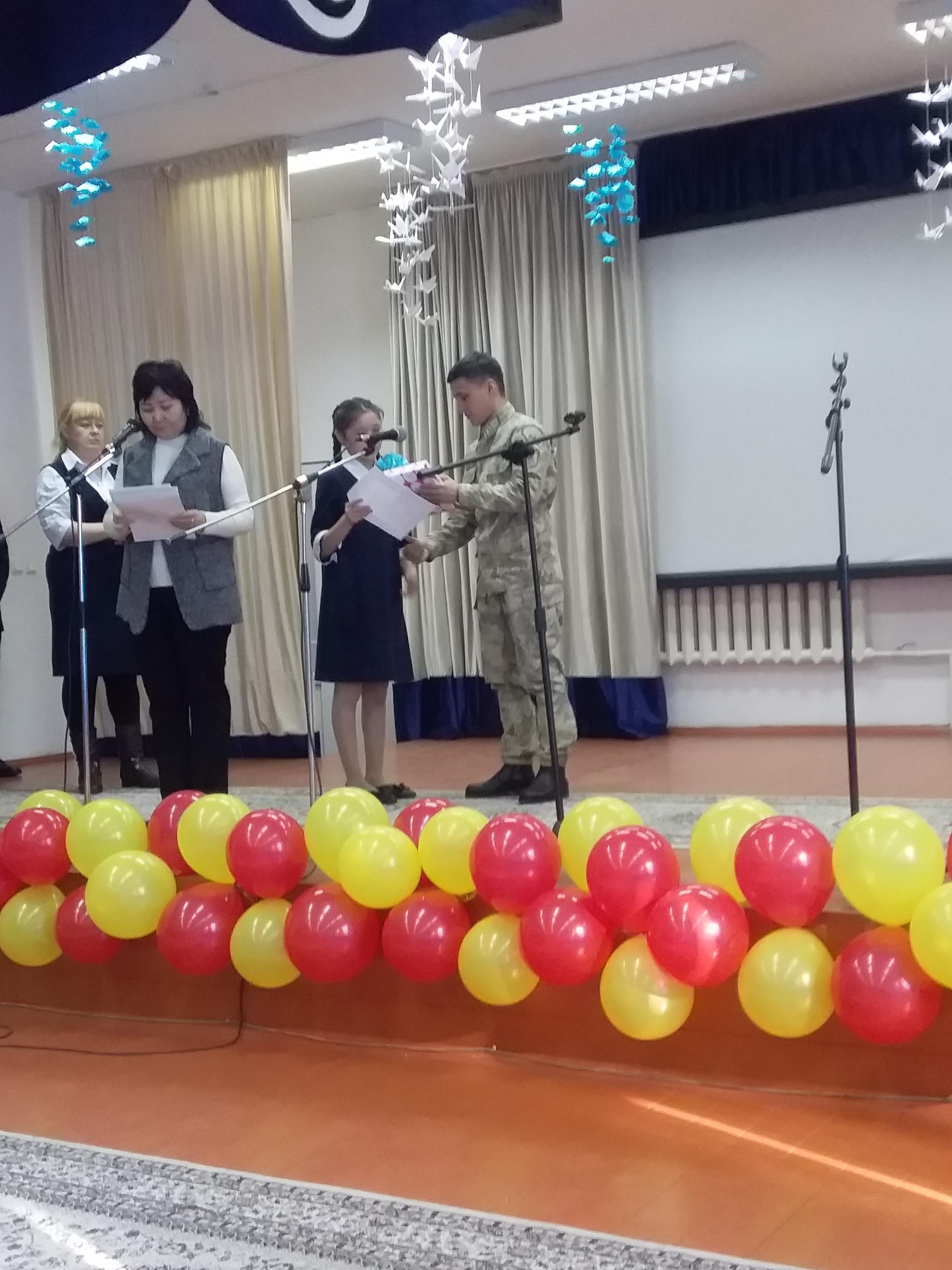 Конкурс патриотической песни среди учащихся 5-7 классов