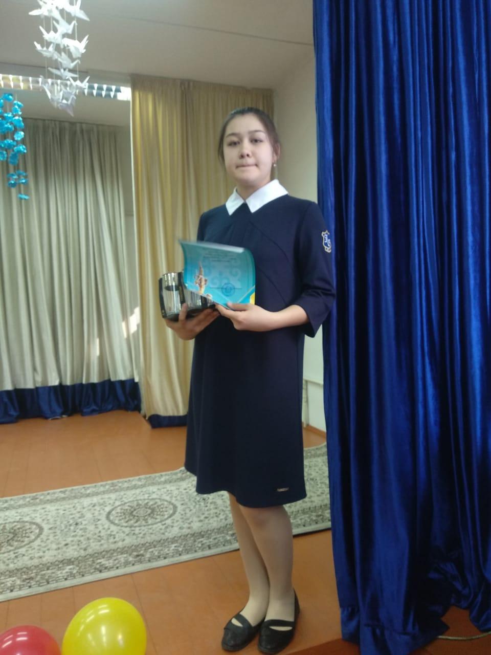 Конкурс патриотической песни среди учащихся 8-11 классов